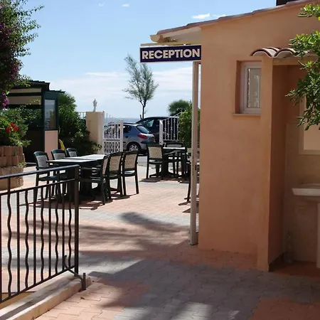 Et Reine D'azur Hotel Roccabruna